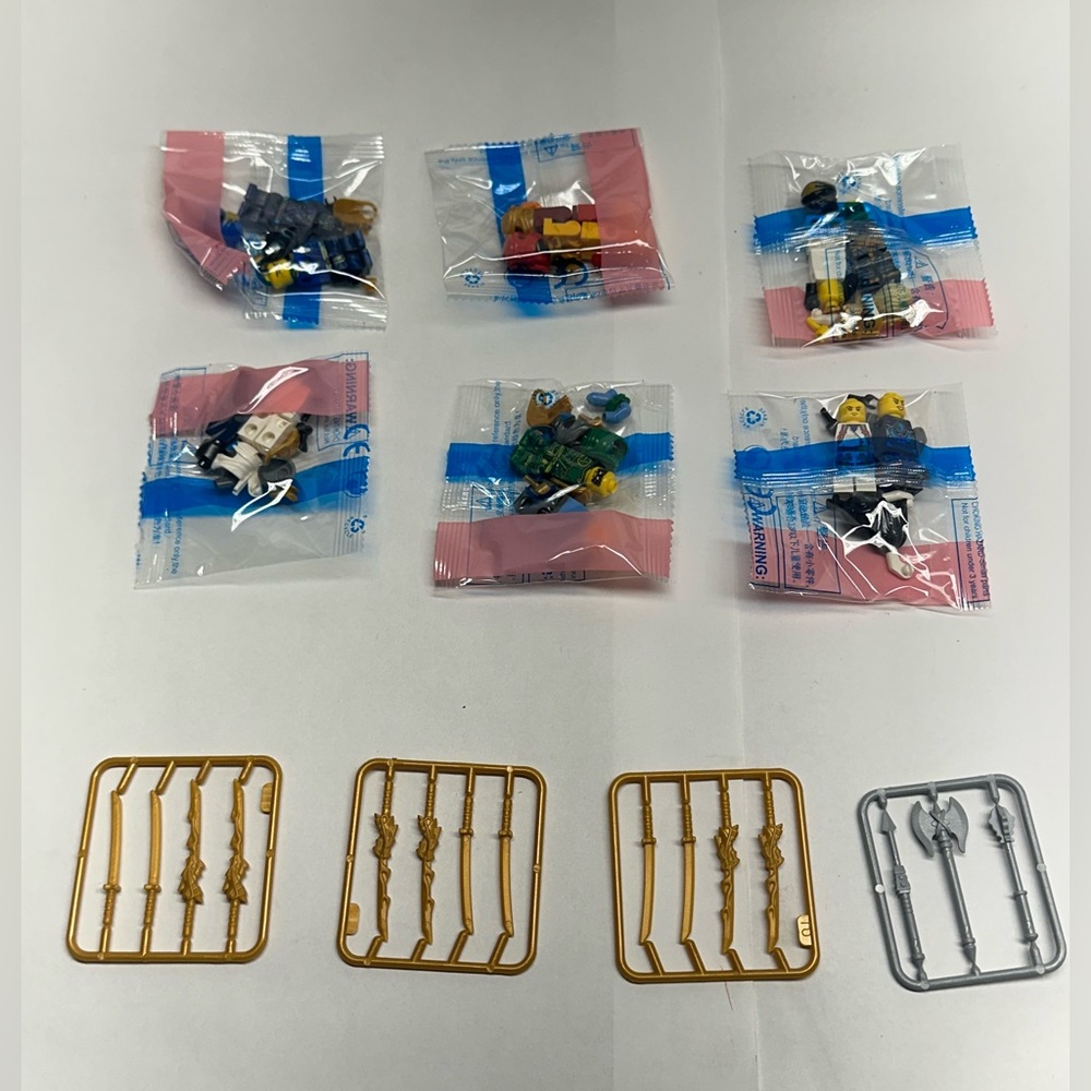 Ninjago Minifigure Lot w/ Weapons 12 Figures Ninja Action Fighter Set BRAND NEW - Picture 3 of 5
